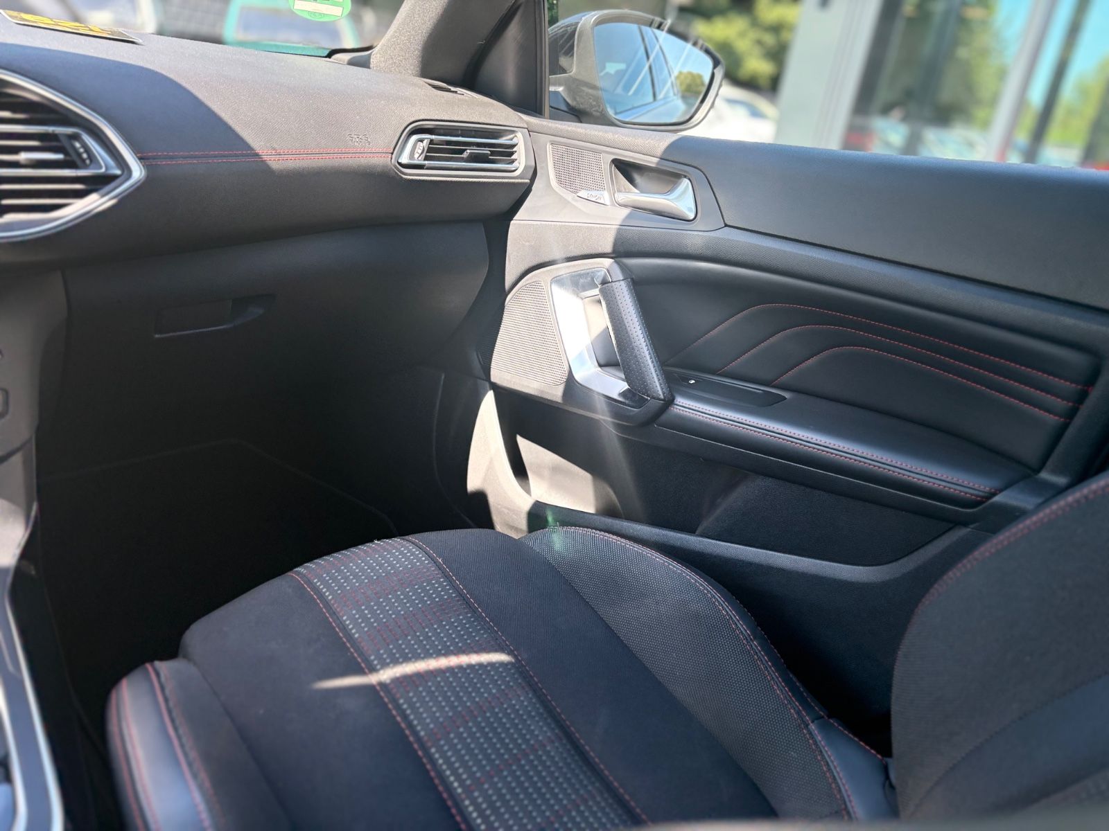 Fahrzeugabbildung Peugeot 308 SW ALURE GT-LINE*DENON*RÜCKFAHRKAMERA*