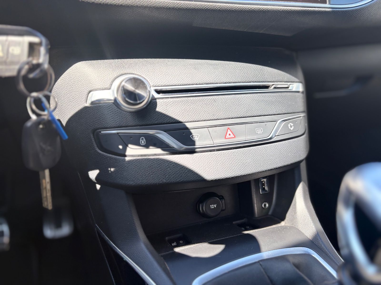 Fahrzeugabbildung Peugeot 308 SW ALURE GT-LINE*DENON*RÜCKFAHRKAMERA*