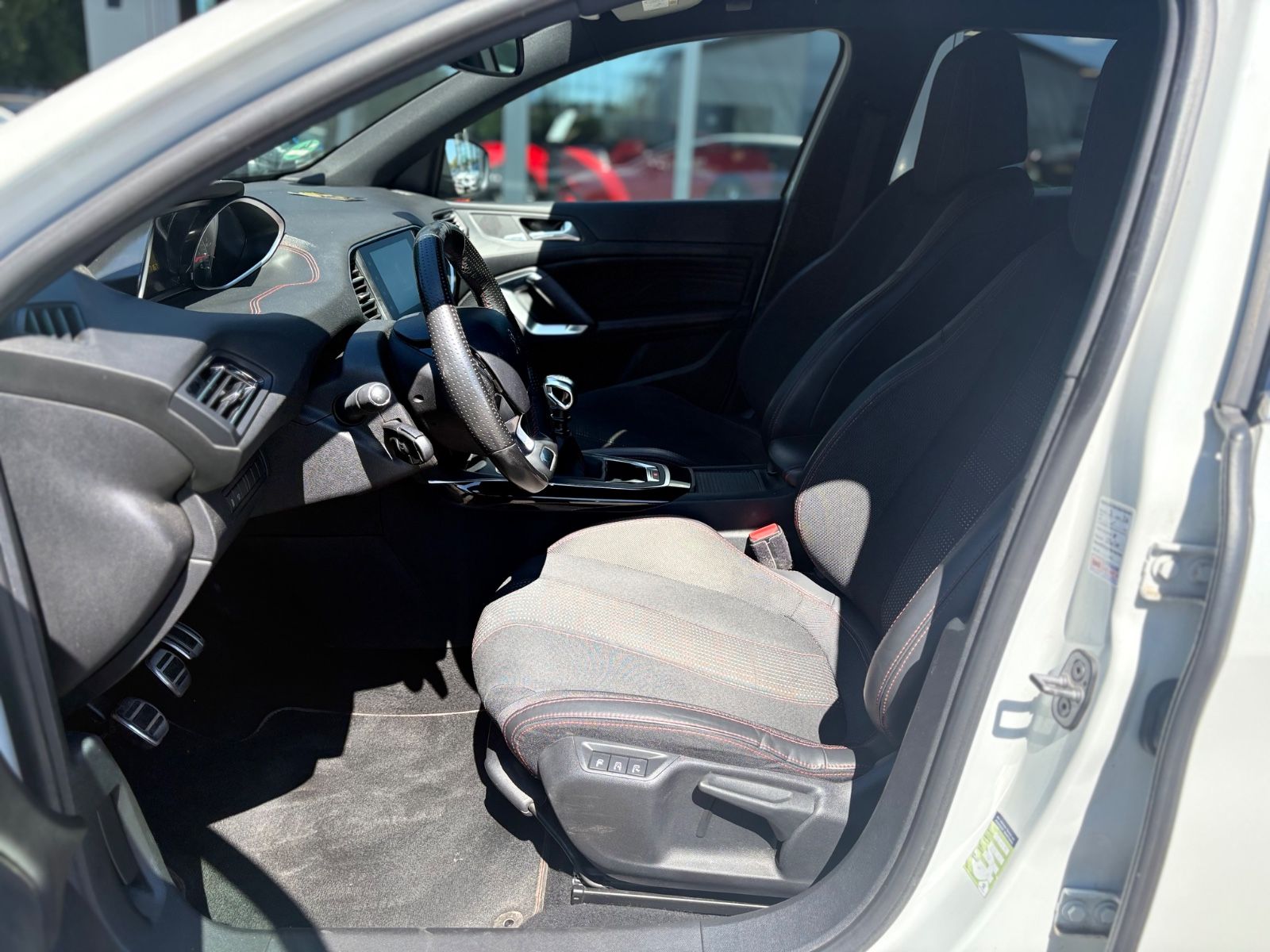 Fahrzeugabbildung Peugeot 308 SW ALURE GT-LINE*DENON*RÜCKFAHRKAMERA*