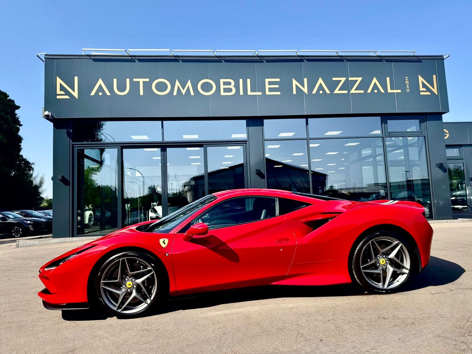 Fahrzeugabbildung Ferrari F8 TRIBUTO DCT *KERAMIK*LIFT*CARBON*PPF*DISPLAY*