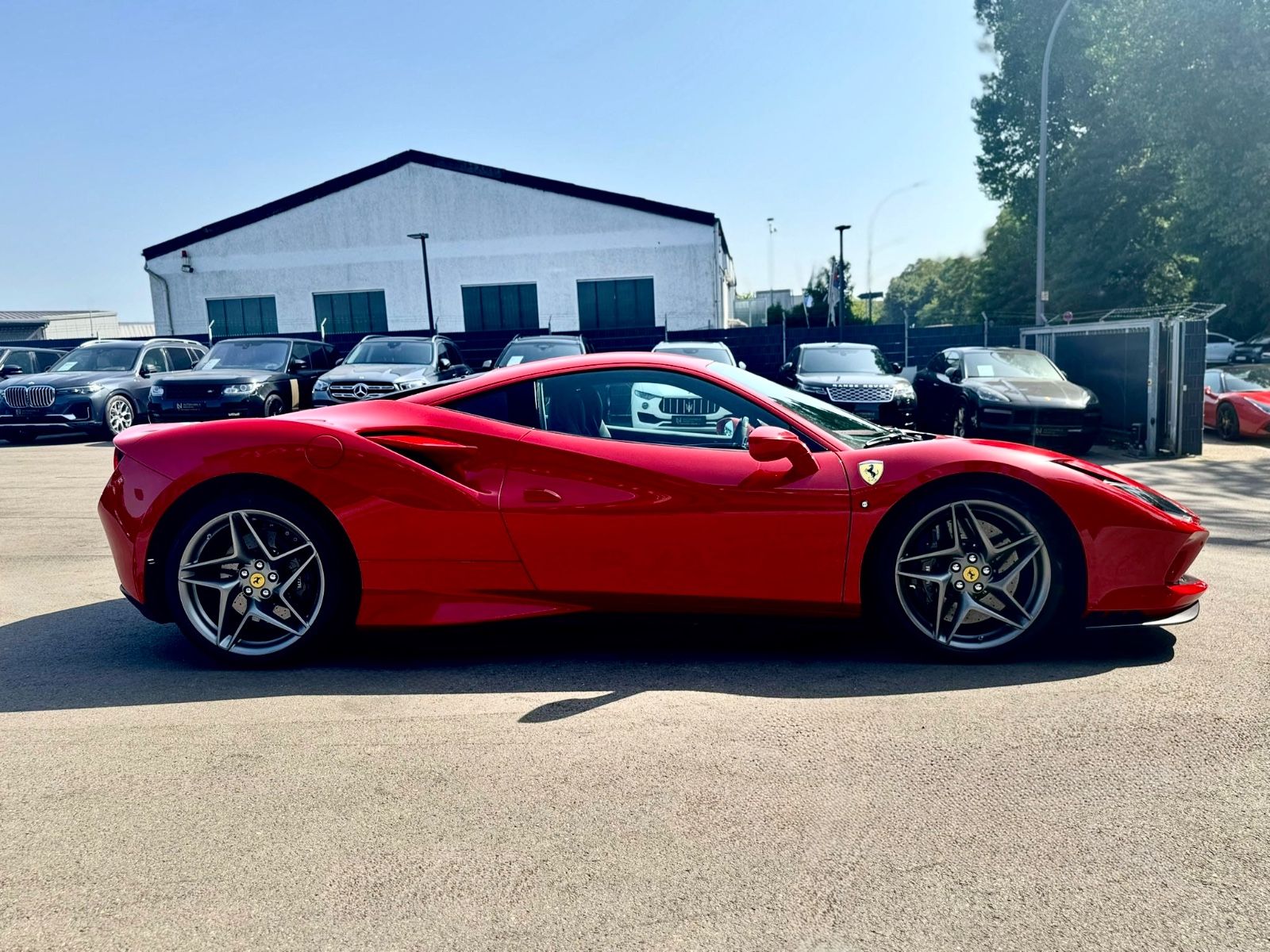 Fahrzeugabbildung Ferrari F8 TRIBUTO DCT *KERAMIK*LIFT*CARBON*PPF*DISPLAY*