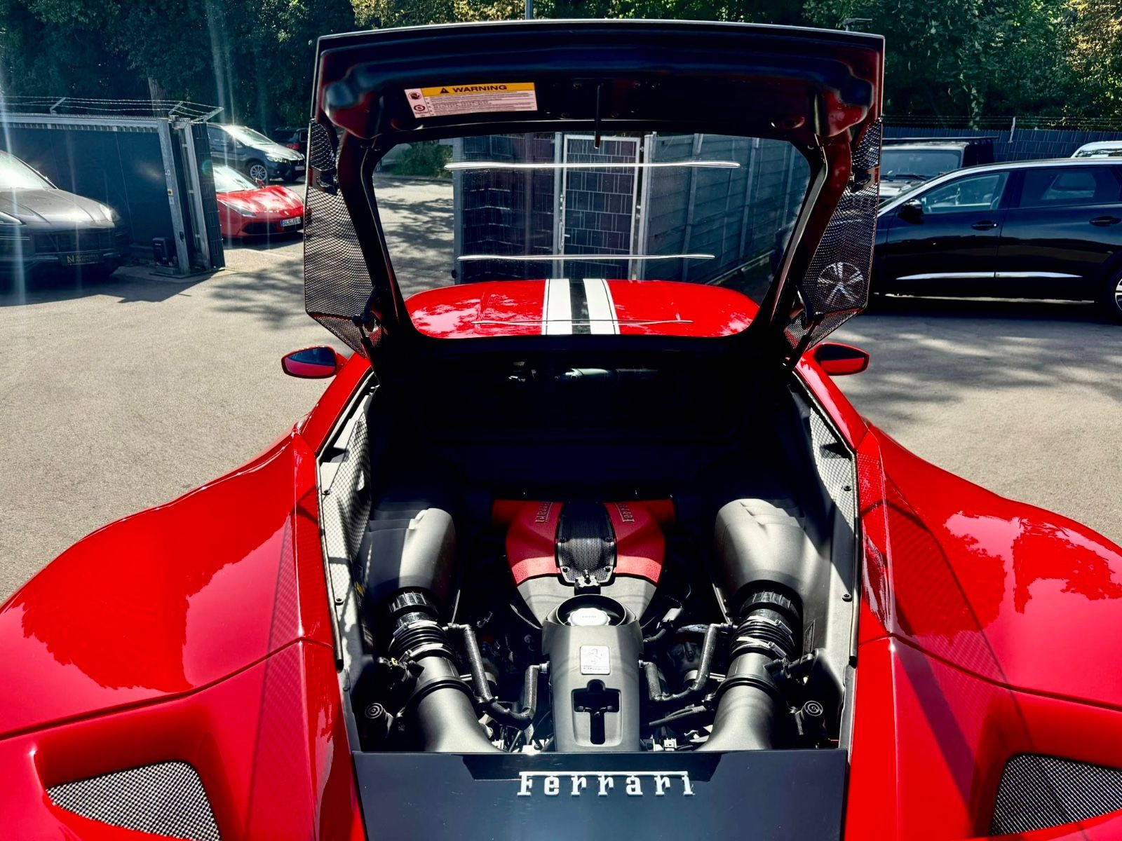 Fahrzeugabbildung Ferrari F8 TRIBUTO DCT *KERAMIK*LIFT*CARBON*PPF*DISPLAY*