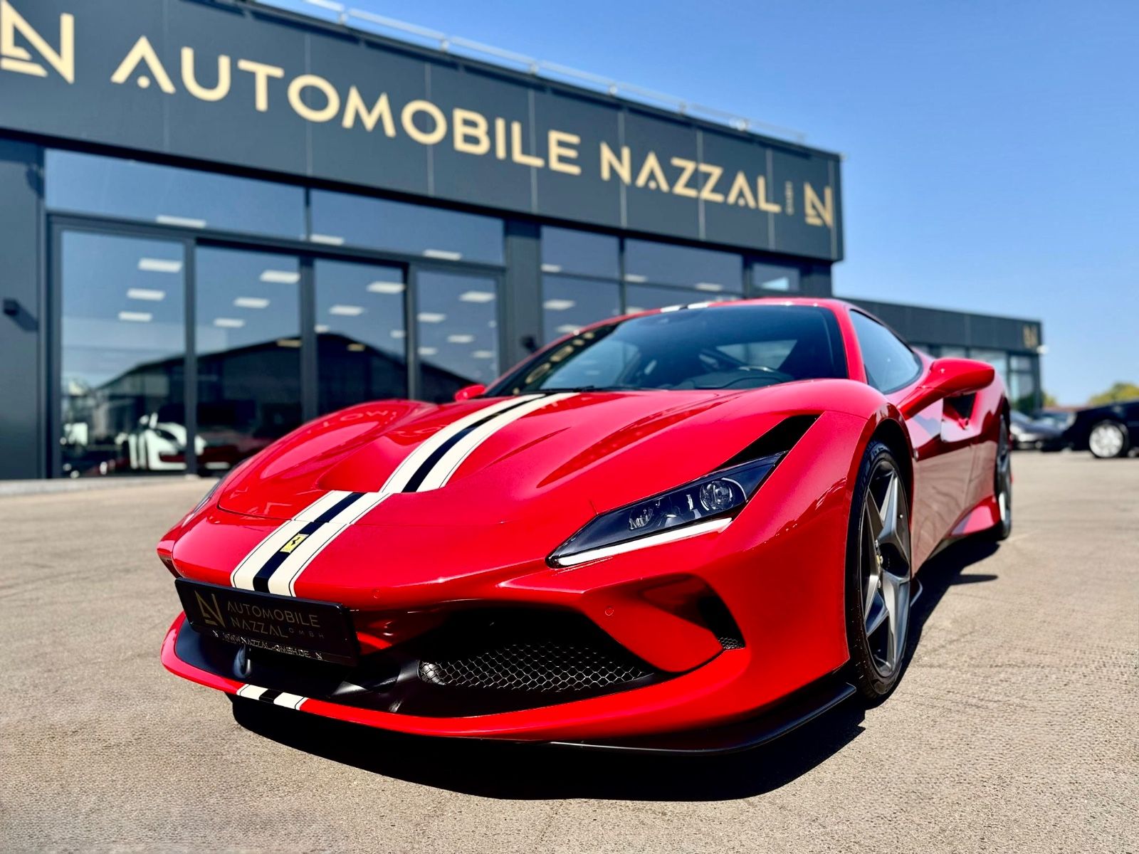 Fahrzeugabbildung Ferrari F8 TRIBUTO DCT *KERAMIK*LIFT*CARBON*PPF*DISPLAY*
