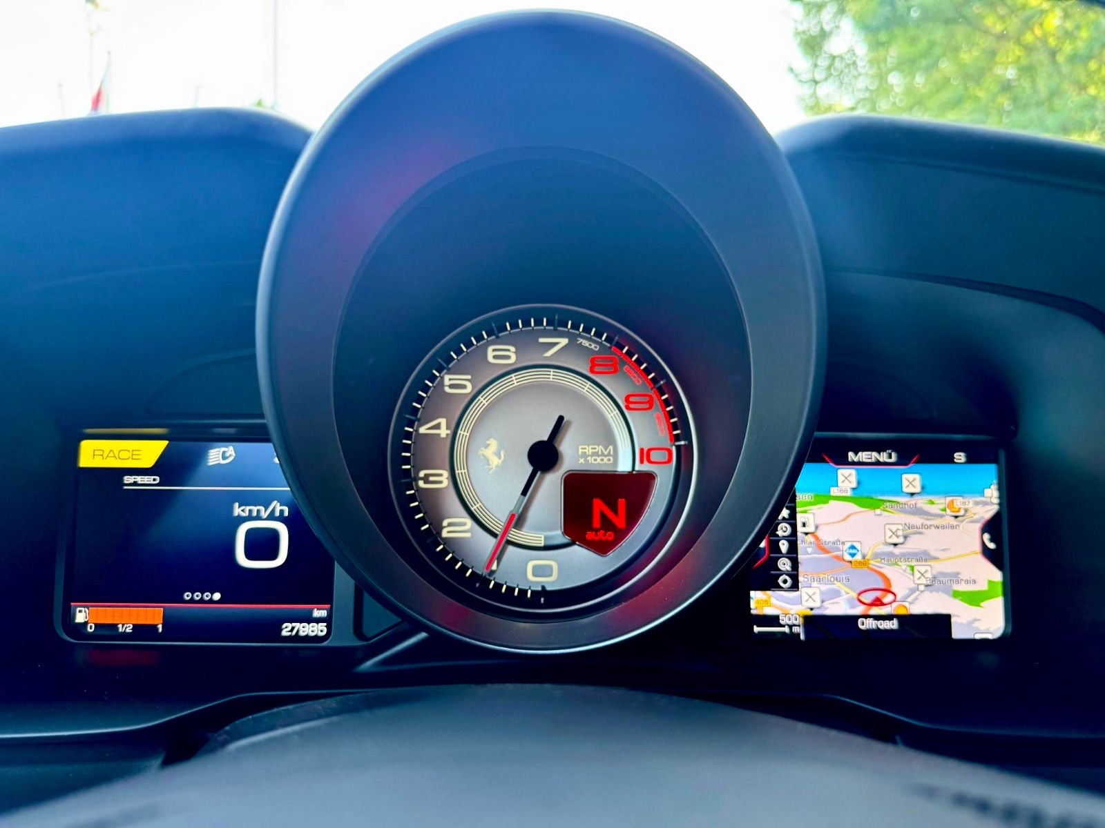 Fahrzeugabbildung Ferrari F8 TRIBUTO DCT *KERAMIK*LIFT*CARBON*PPF*DISPLAY*