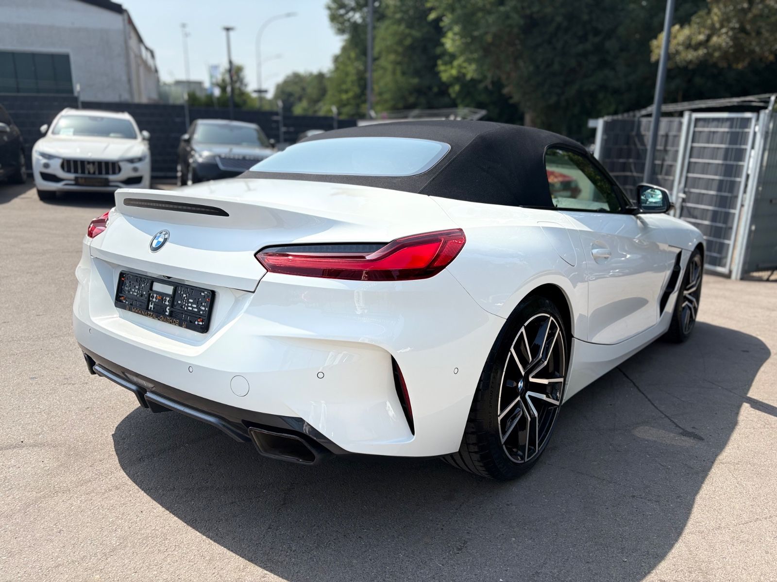 Fahrzeugabbildung BMW Z4 M40i*SHADOW-LINE*BMW LIVE*VOLL-LED*H&K*I.HAND