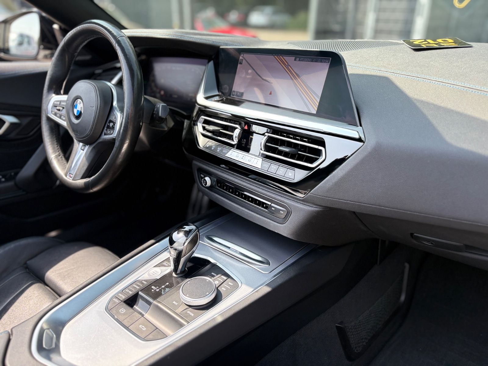 Fahrzeugabbildung BMW Z4 M40i*SHADOW-LINE*BMW LIVE*VOLL-LED*H&K*I.HAND