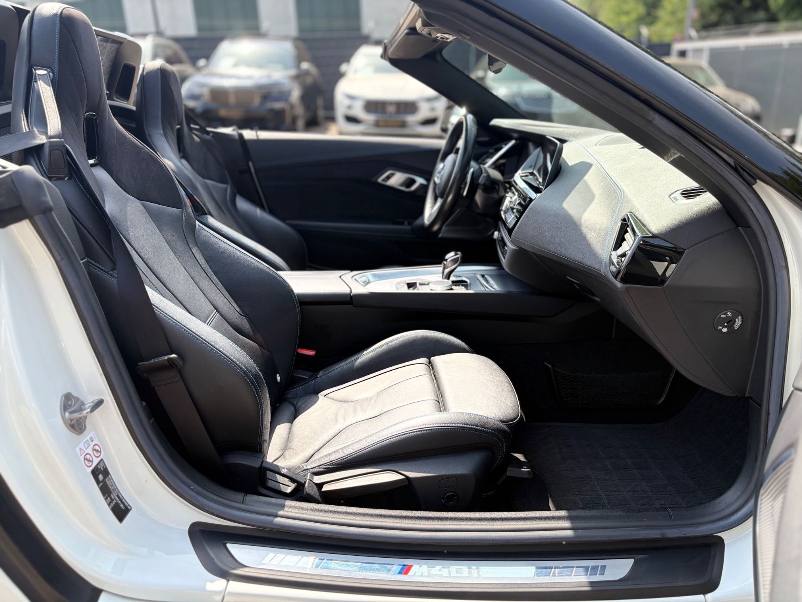 Fahrzeugabbildung BMW Z4 M40i*SHADOW-LINE*BMW LIVE*VOLL-LED*H&K*I.HAND