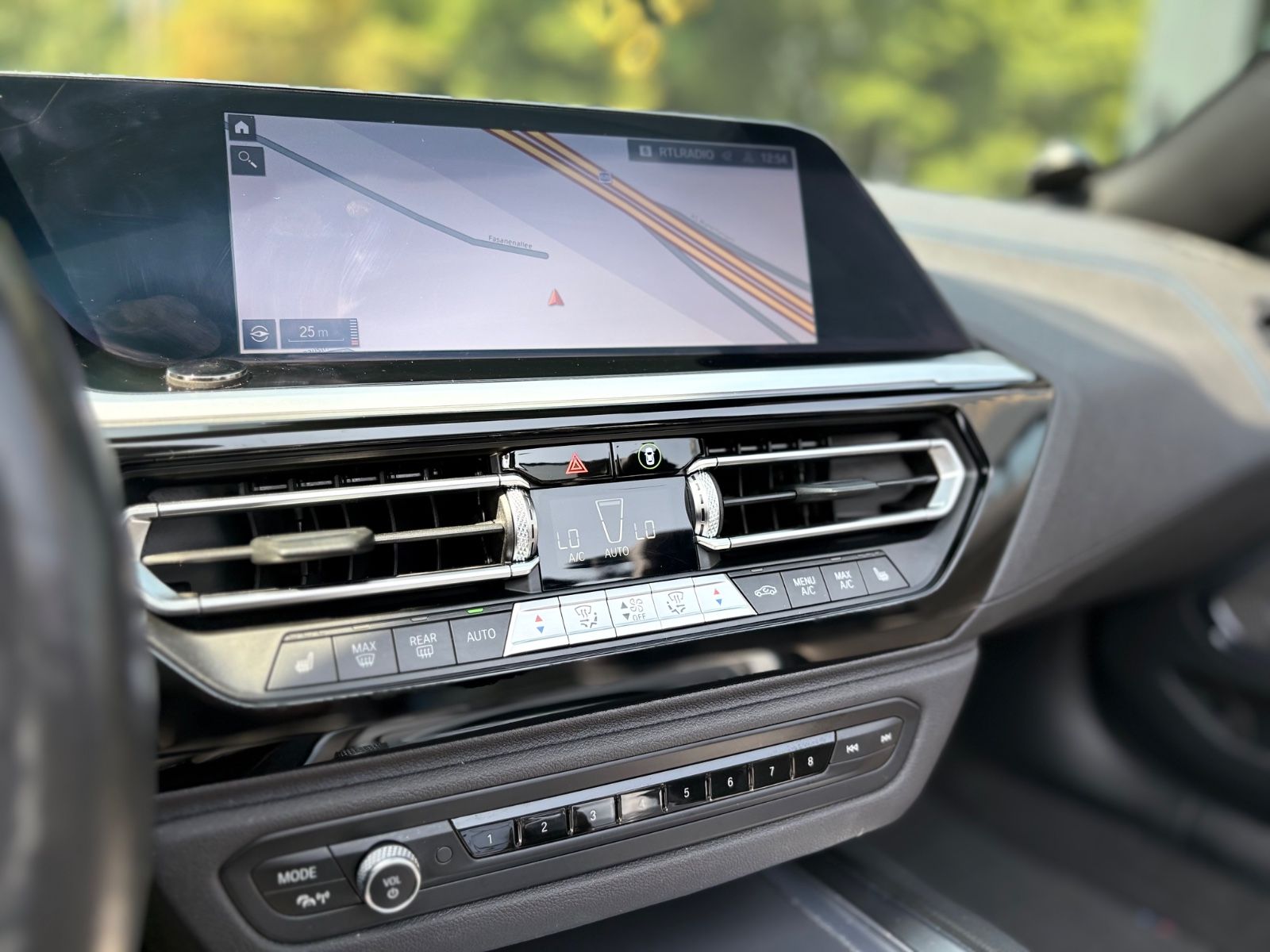 Fahrzeugabbildung BMW Z4 M40i*SHADOW-LINE*BMW LIVE*VOLL-LED*H&K*I.HAND