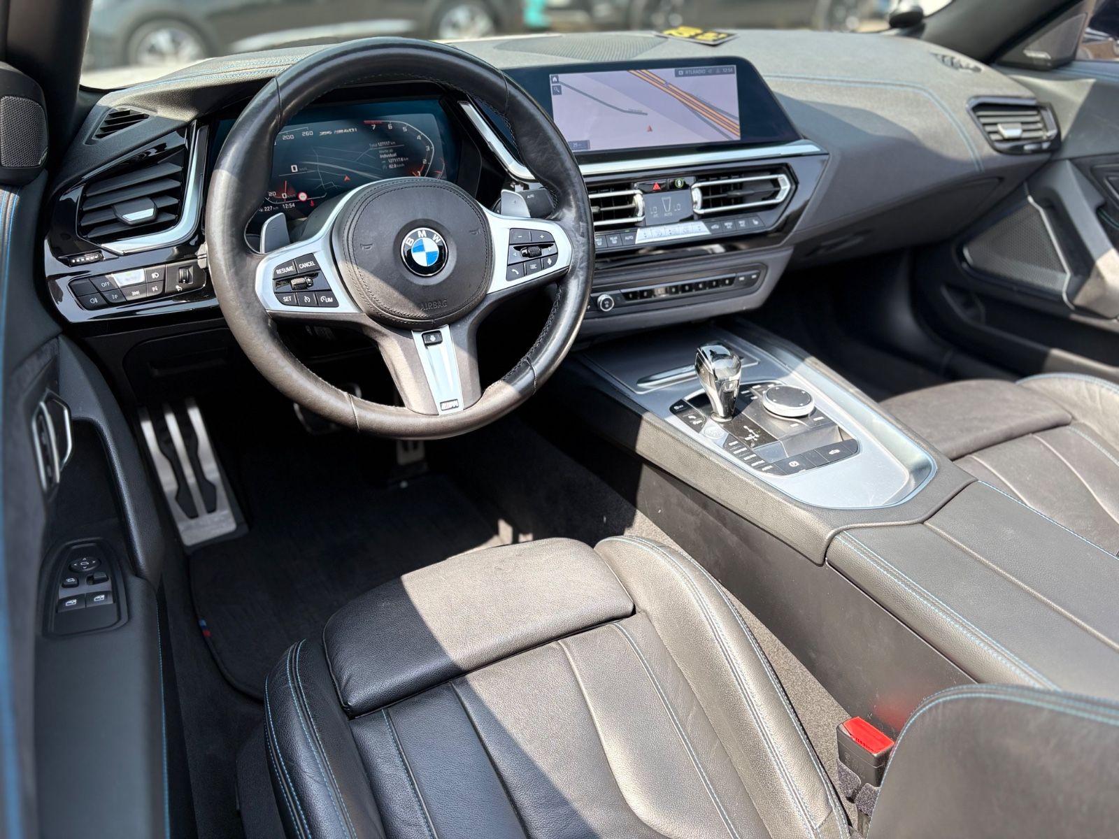 Fahrzeugabbildung BMW Z4 M40i*SHADOW-LINE*BMW LIVE*VOLL-LED*H&K*I.HAND
