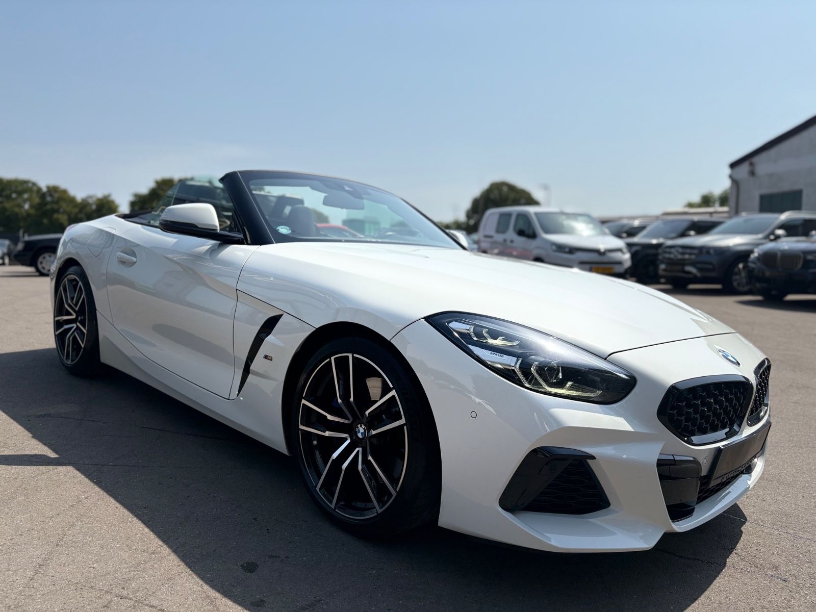 Fahrzeugabbildung BMW Z4 M40i*SHADOW-LINE*BMW LIVE*VOLL-LED*H&K*I.HAND