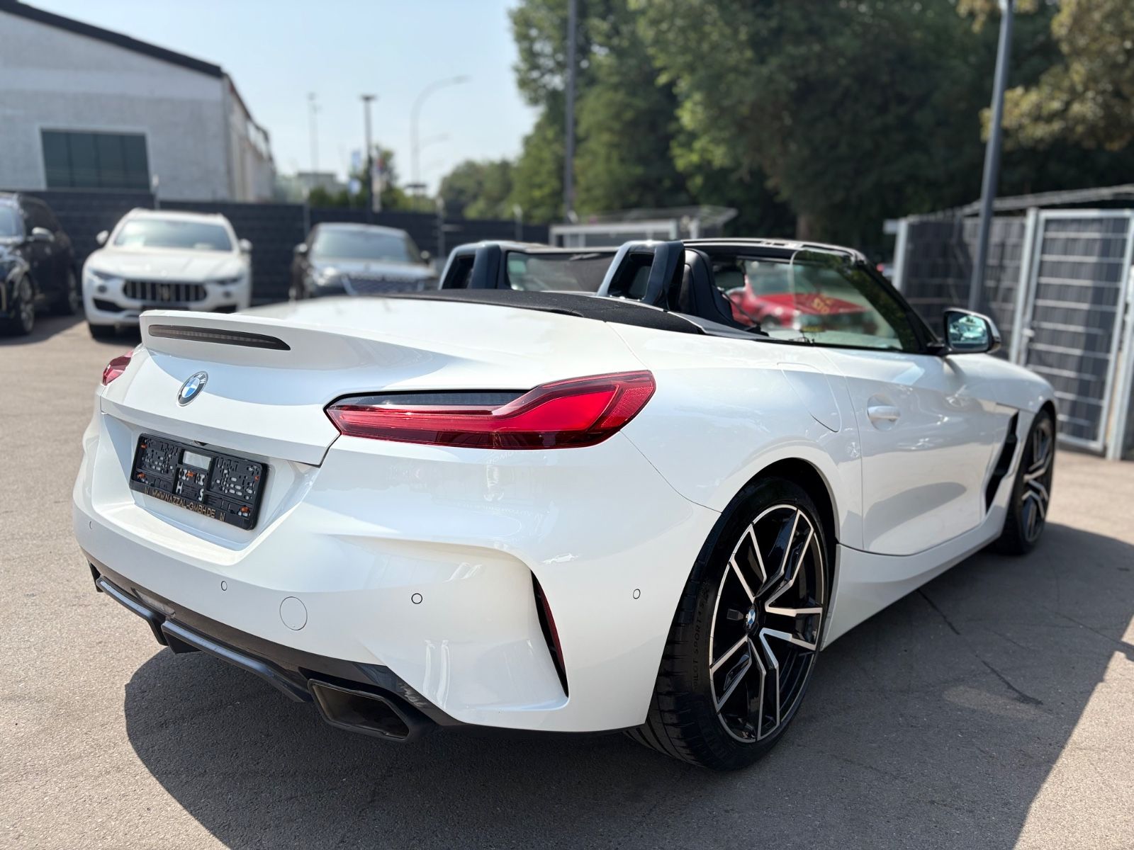 Fahrzeugabbildung BMW Z4 M40i*SHADOW-LINE*BMW LIVE*VOLL-LED*H&K*I.HAND