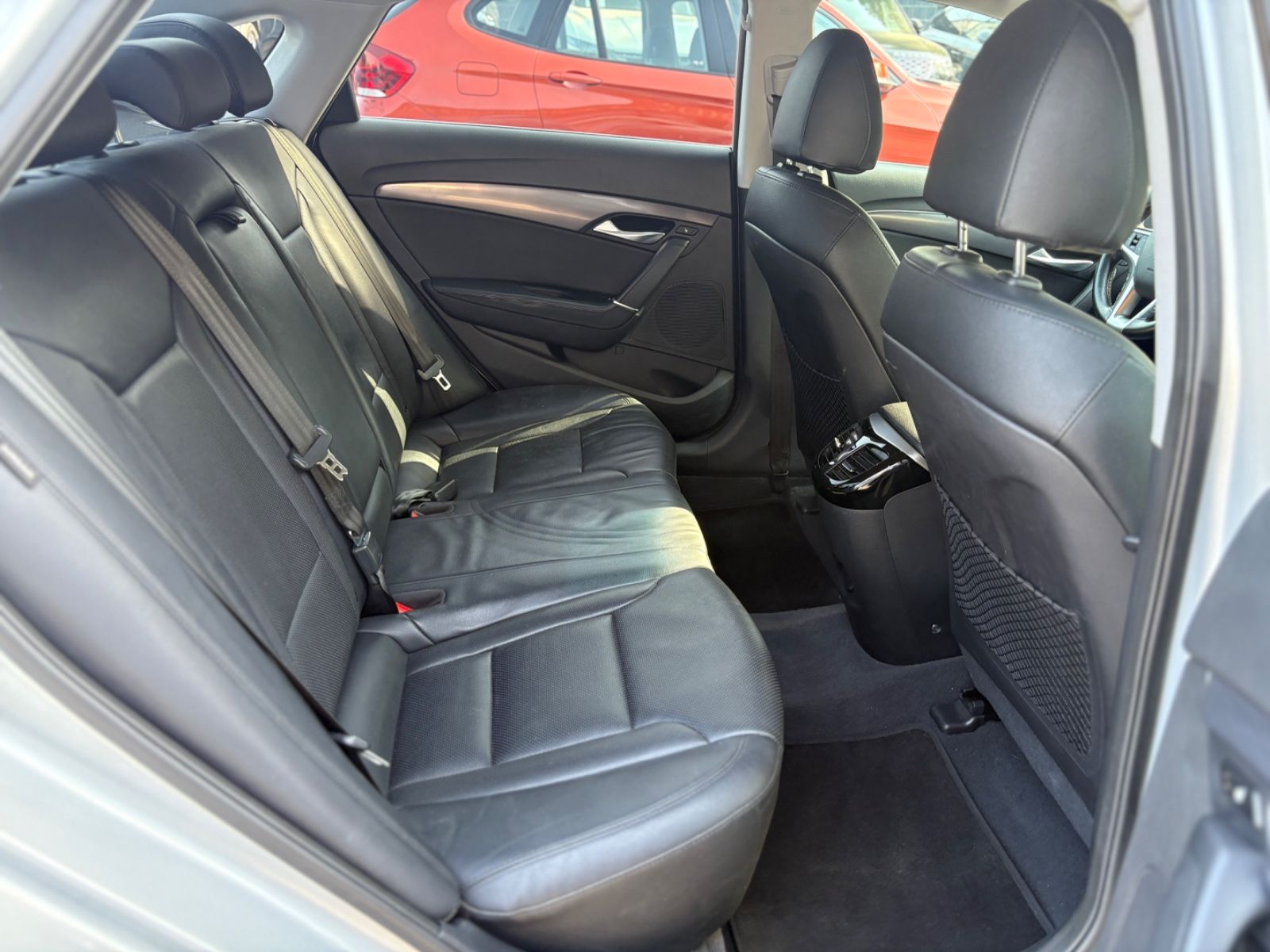 Fahrzeugabbildung Hyundai i40 EXECUTIVE*PANORAMA*VOLL-LEDER*BI-XENON*TOP