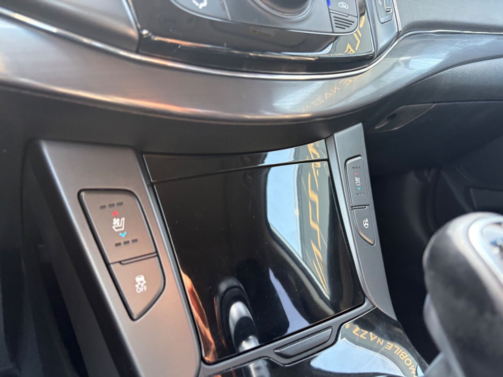 Fahrzeugabbildung Hyundai i40 EXECUTIVE*PANORAMA*VOLL-LEDER*BI-XENON*TOP