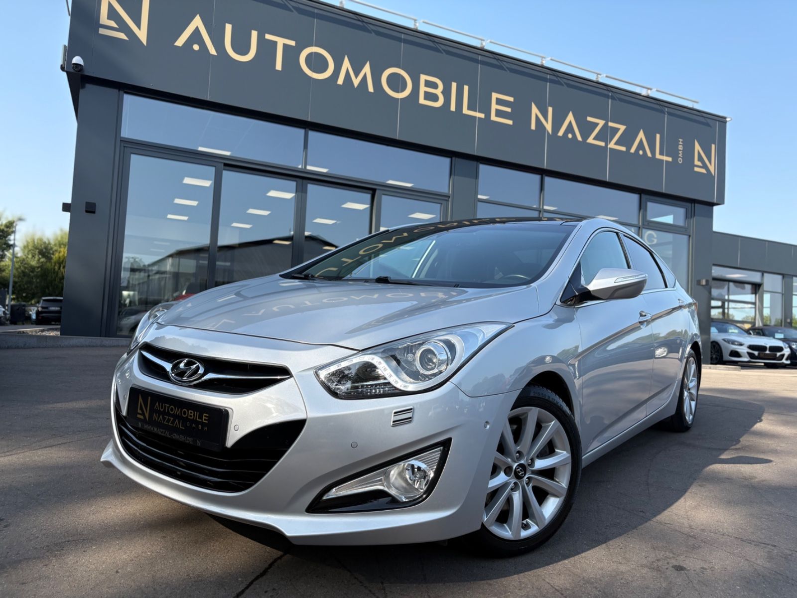 Fahrzeugabbildung Hyundai i40 EXECUTIVE*PANORAMA*VOLL-LEDER*BI-XENON*TOP