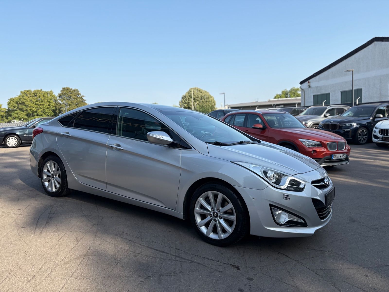 Fahrzeugabbildung Hyundai i40 EXECUTIVE*PANORAMA*VOLL-LEDER*BI-XENON*TOP