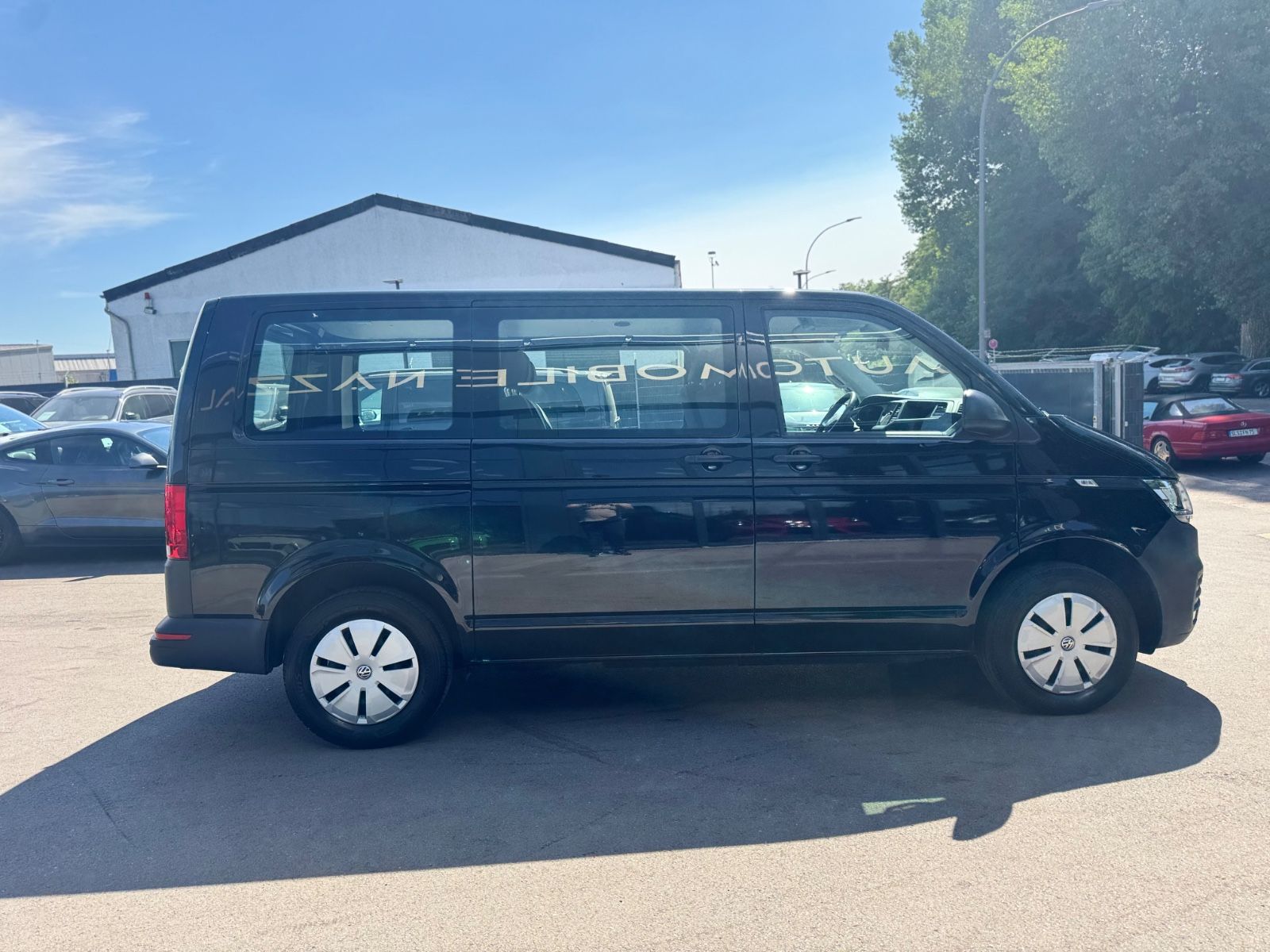 Fahrzeugabbildung Volkswagen T6 TRANSPORTER*AUT*6 SITZER*ACC*KLIMA*SHZ*TOP