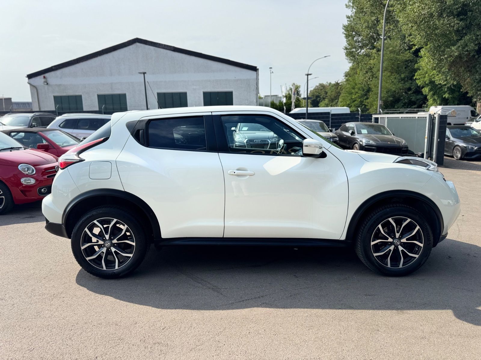 Fahrzeugabbildung Nissan JUKE N-CONNECTA*KAMERA*DESIGN FELGEN*TOP