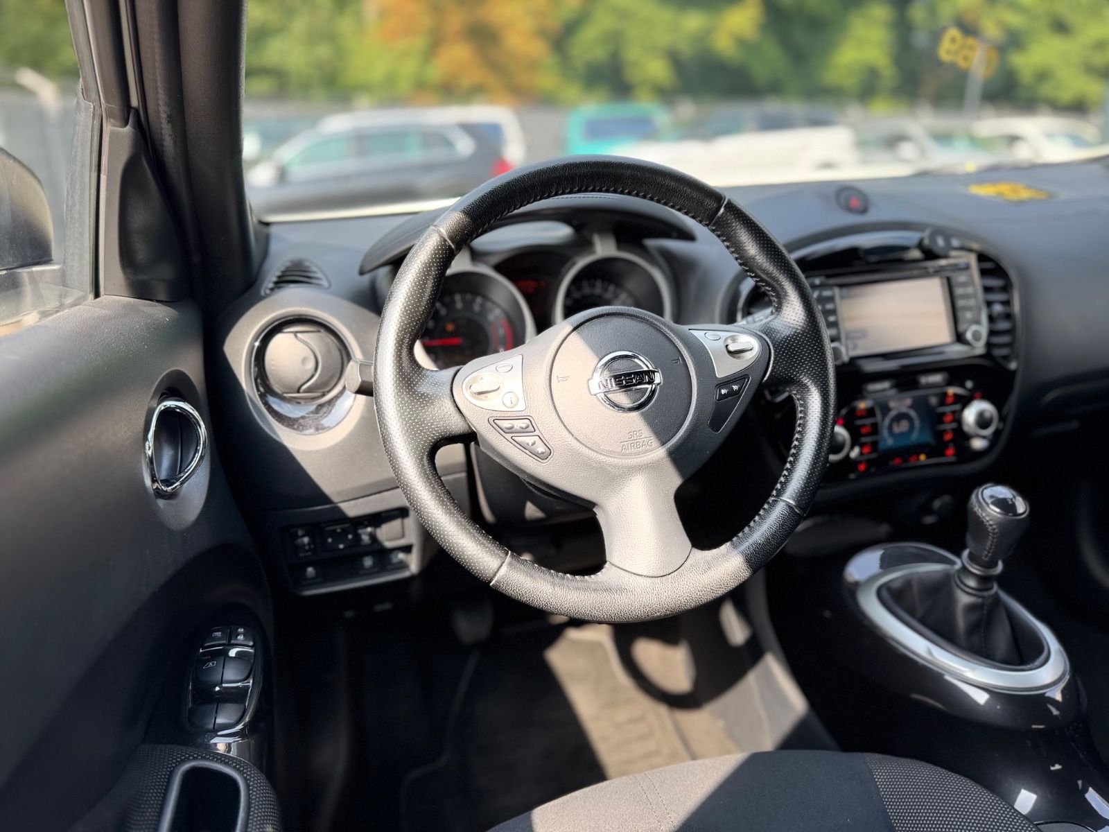 Fahrzeugabbildung Nissan JUKE N-CONNECTA*KAMERA*DESIGN FELGEN*TOP