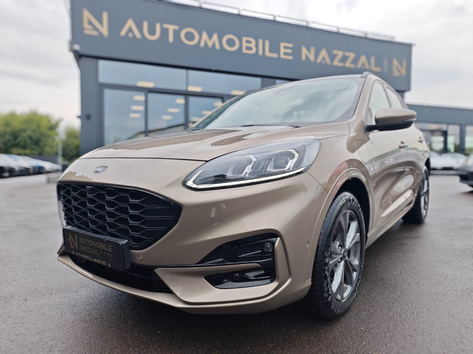 Fahrzeugabbildung Ford KUGA ST-LINE X PLUG IN HYBRID*PANO*LED*