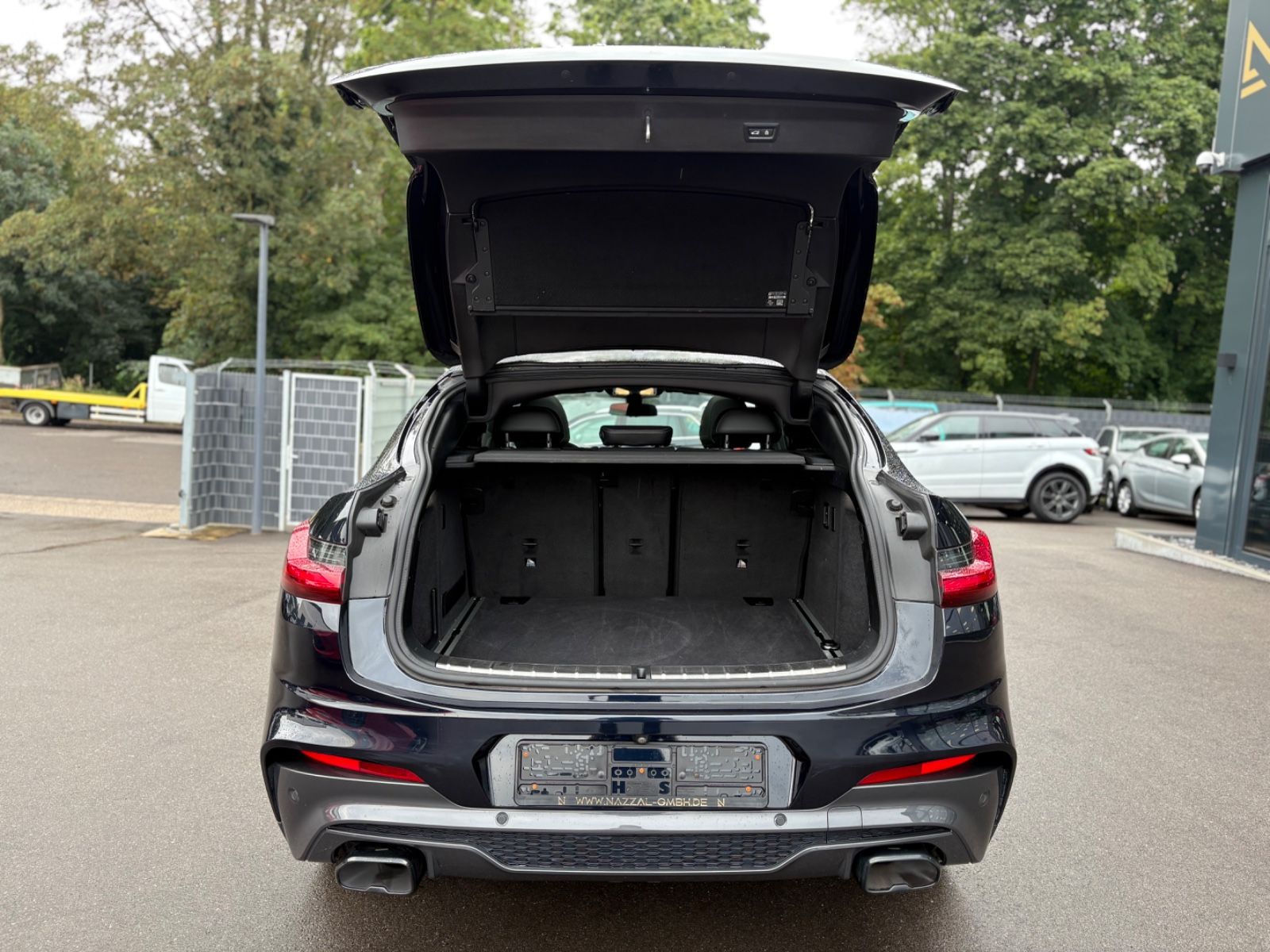Fahrzeugabbildung BMW X4 M40i*SHADOW*BMW LIVE*PANORAMA*21.Z*360°*
