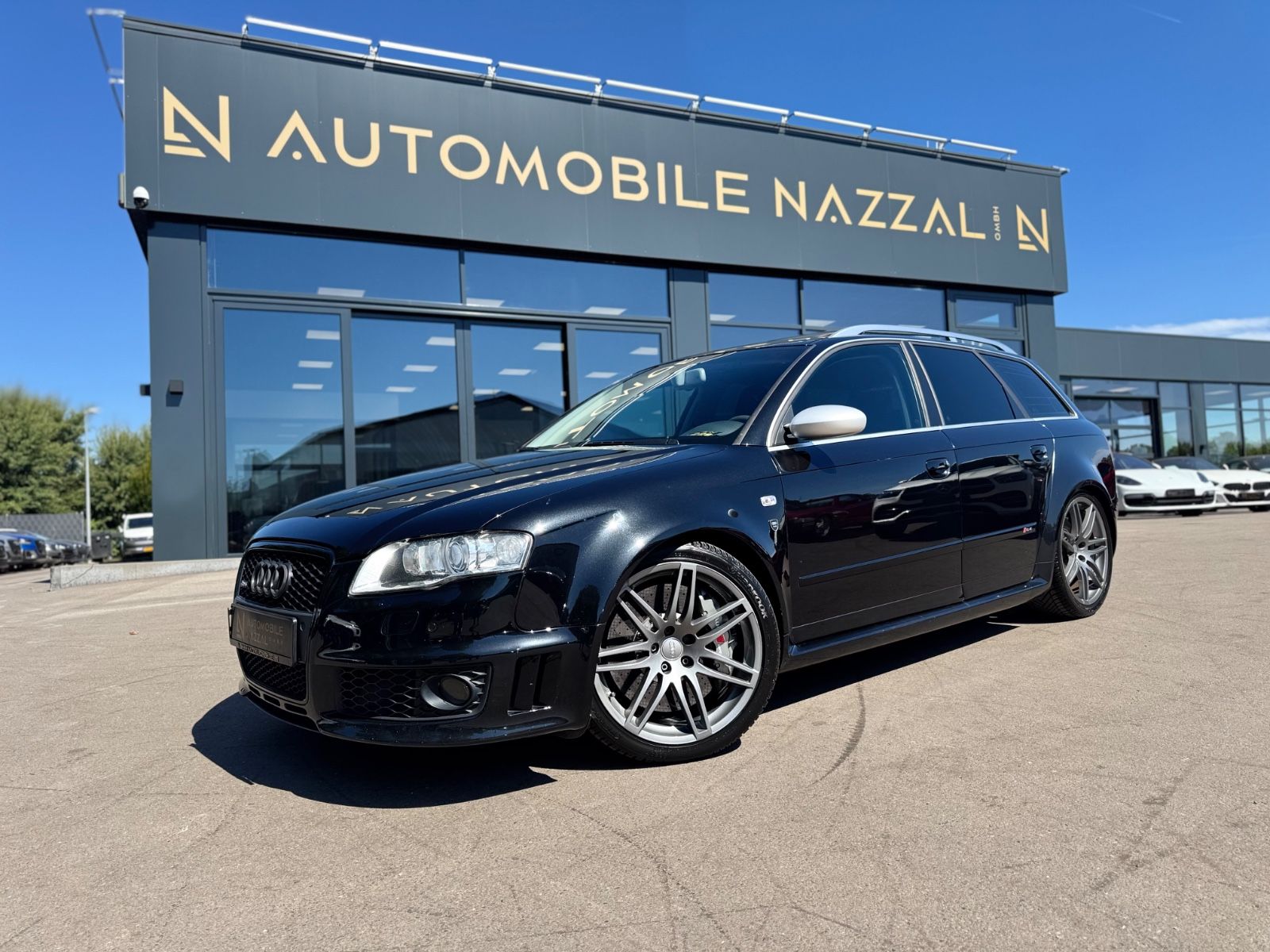 Fahrzeugabbildung Audi RS4 4.2 QUATTRO*RS-SCHALENSITZE*MILTEK*KERAMIK*