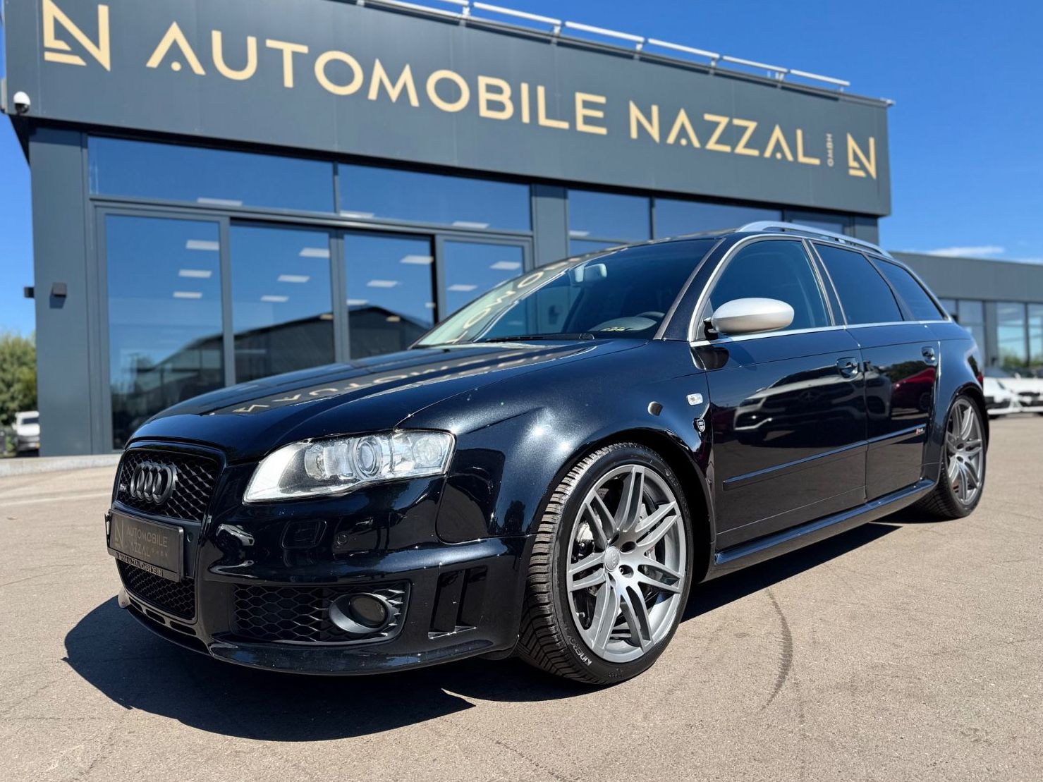 Fahrzeugabbildung Audi RS4 4.2 QUATTRO*RS-SCHALENSITZE*MILTEK*KERAMIK*