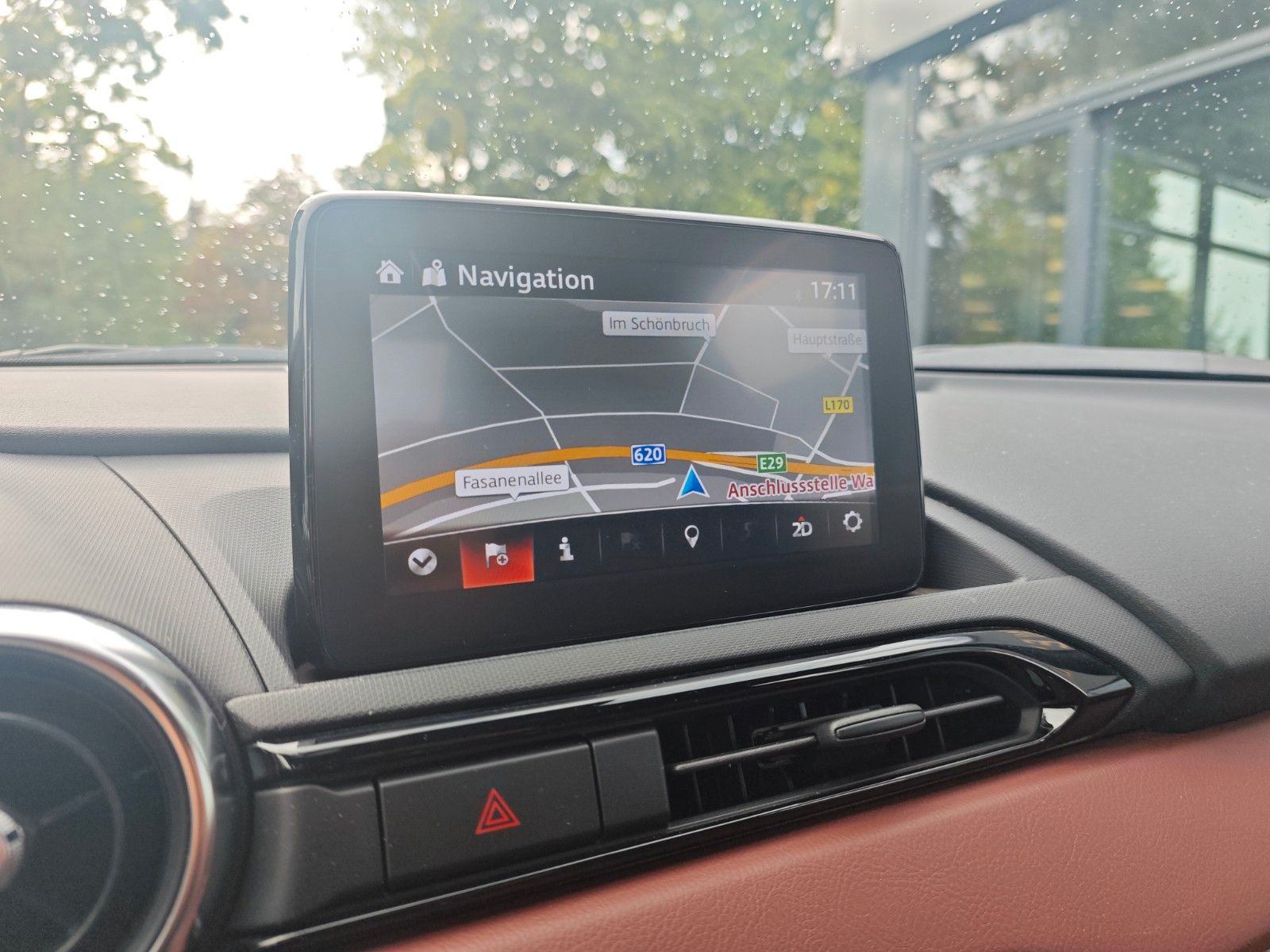 Fahrzeugabbildung Mazda MX-5 SPORT-LINE RF*AUT*MATRIX*LEDER*KAMERA*TOP