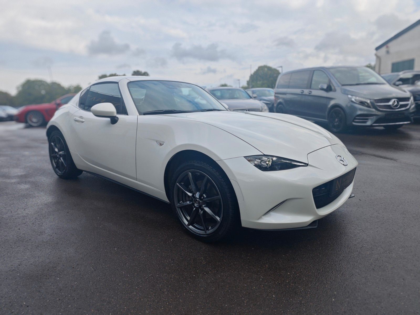 Fahrzeugabbildung Mazda MX-5 SPORT-LINE RF*AUT*MATRIX*LEDER*KAMERA*TOP
