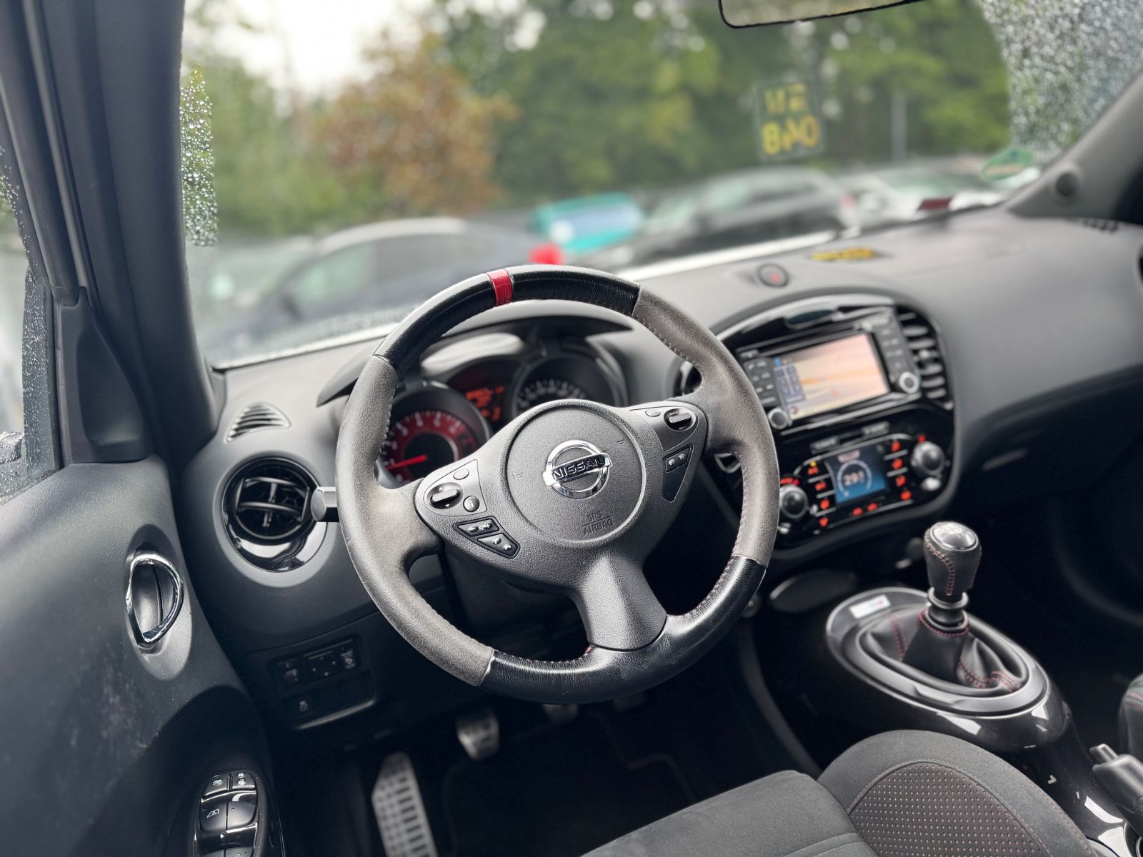 Fahrzeugabbildung Nissan JUKE NISMO RS*NAVI*SCHALTER*TOP