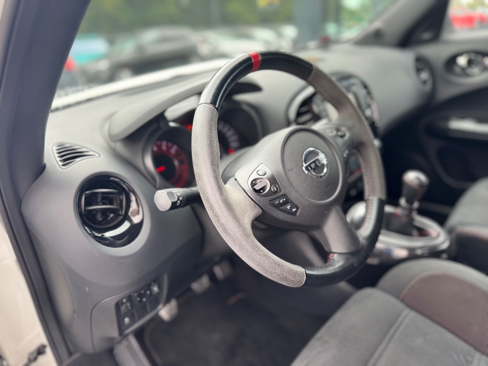 Fahrzeugabbildung Nissan JUKE NISMO RS*NAVI*SCHALTER*TOP