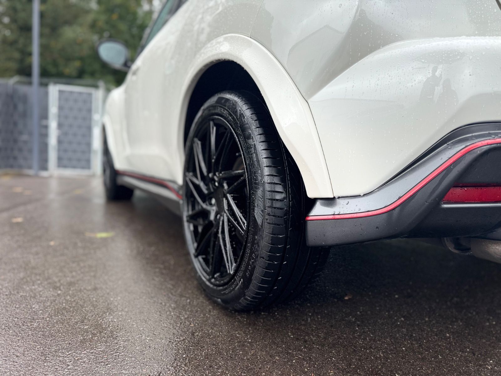 Fahrzeugabbildung Nissan JUKE NISMO RS*NAVI*SCHALTER*TOP