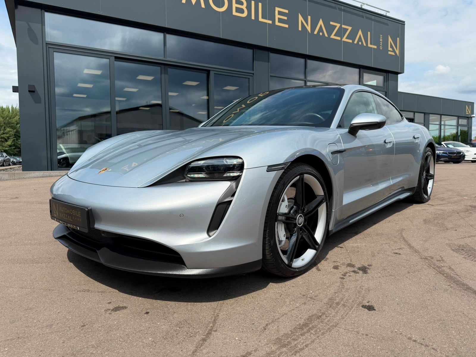 Porsche TAYCAN 4S *SPORT-CHRONO*SPORT-DESIGN*PANO*LUFT*