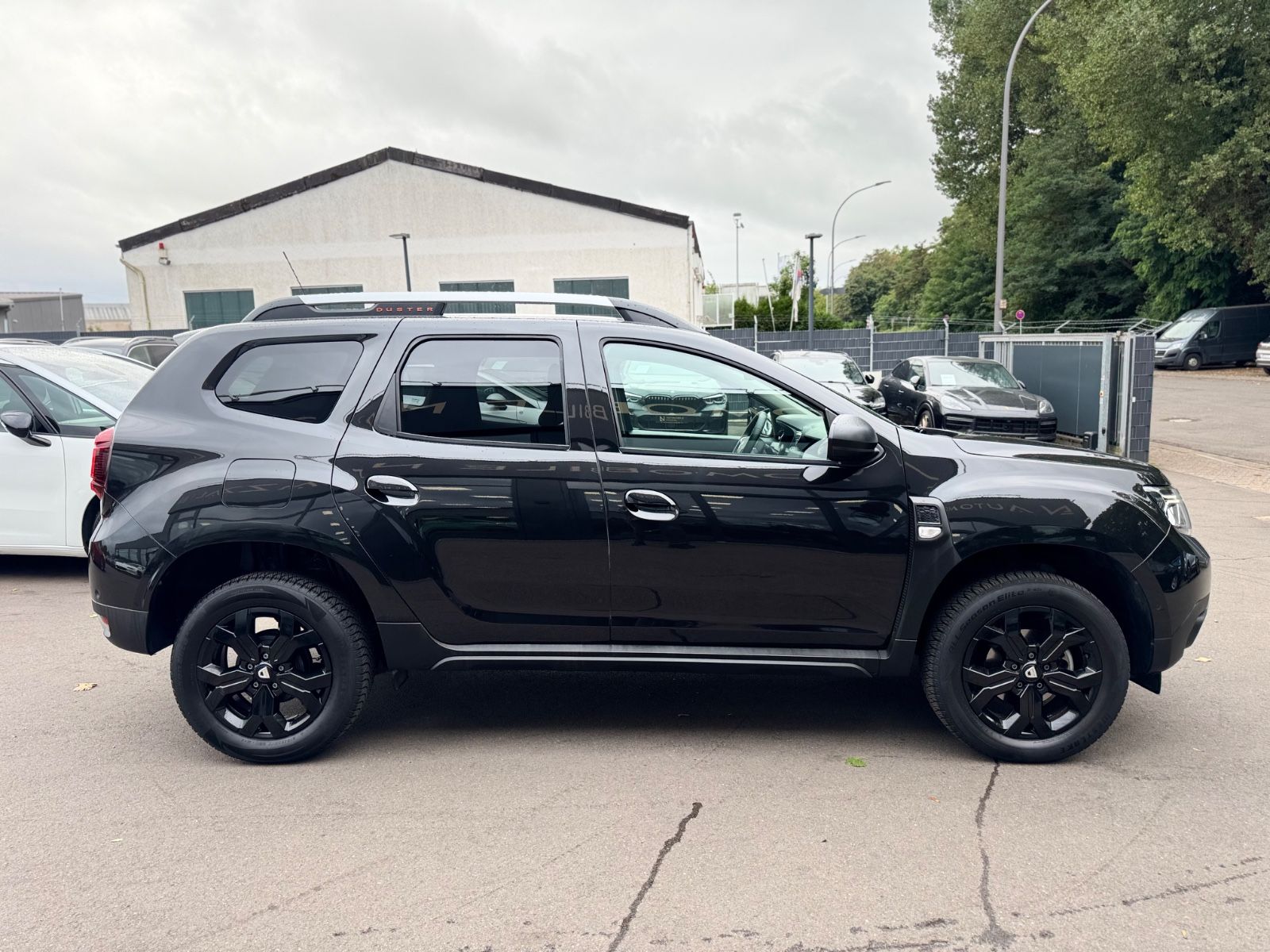 Fahrzeugabbildung Dacia DUSTER II EXTREME*VOLL-LED*TEILLEDER*LPG*