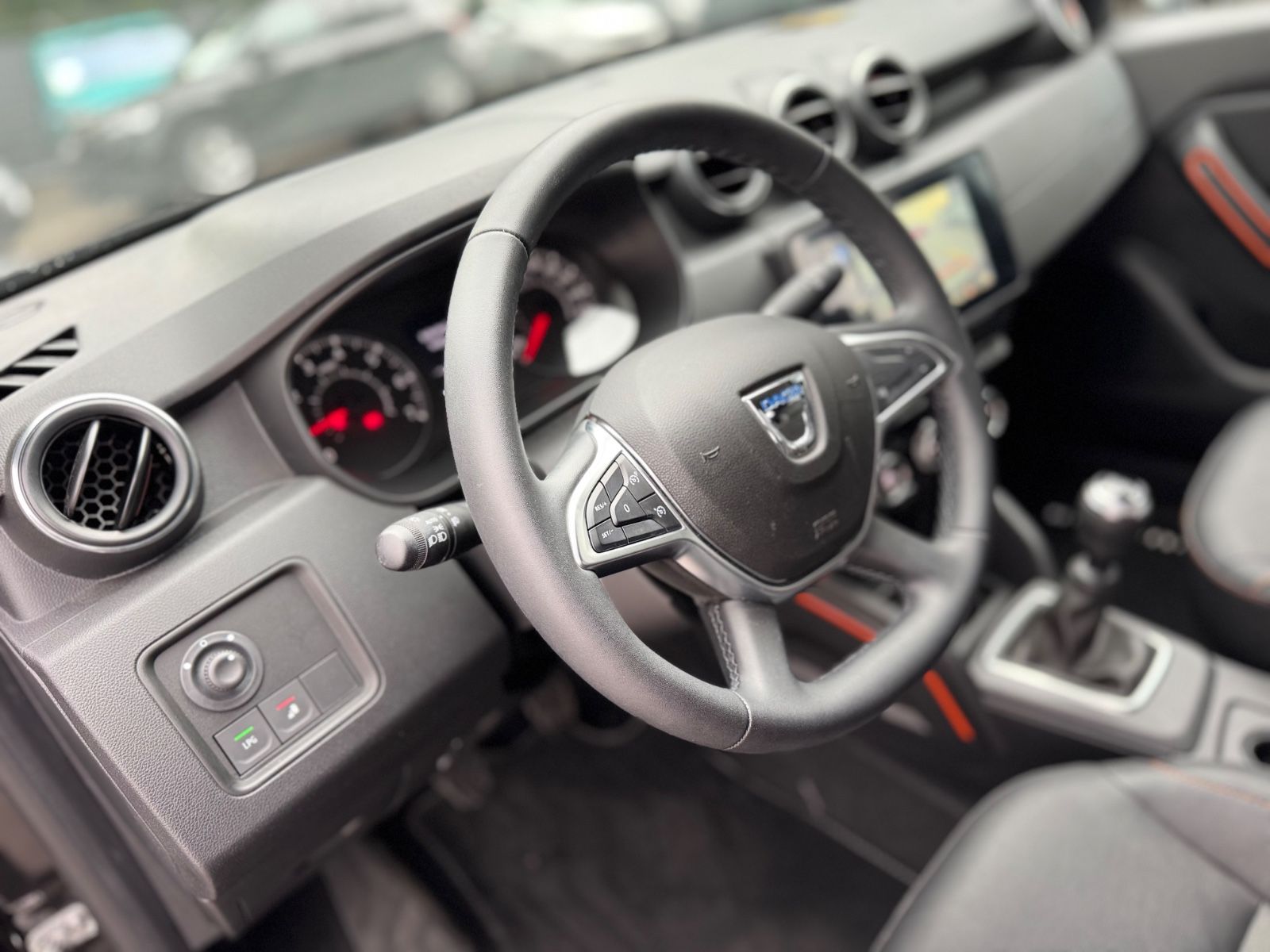 Fahrzeugabbildung Dacia DUSTER II EXTREME*VOLL-LED*TEILLEDER*LPG*