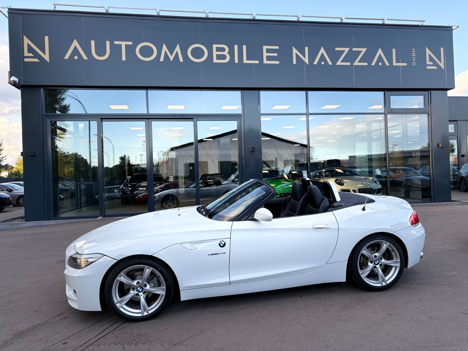 Fahrzeugabbildung BMW Z4 *M-SPORTPAKET*2.HAND*LEDER*NAVI*XENON*