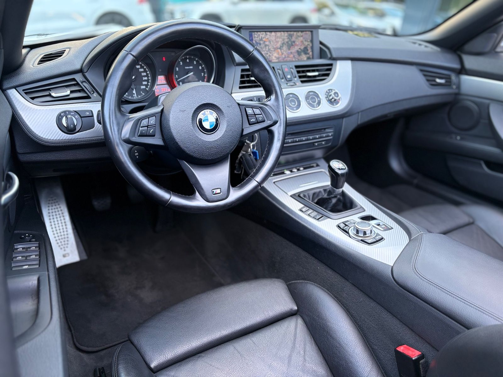 Fahrzeugabbildung BMW Z4 *M-SPORTPAKET*2.HAND*LEDER*NAVI*XENON*