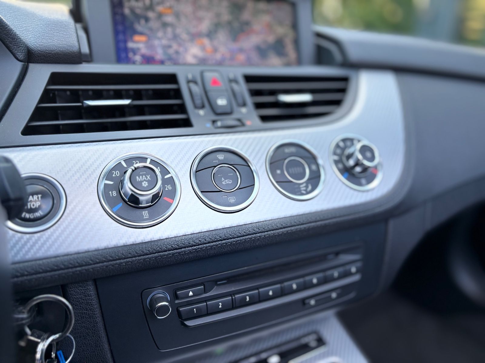 Fahrzeugabbildung BMW Z4 *M-SPORTPAKET*2.HAND*LEDER*NAVI*XENON*