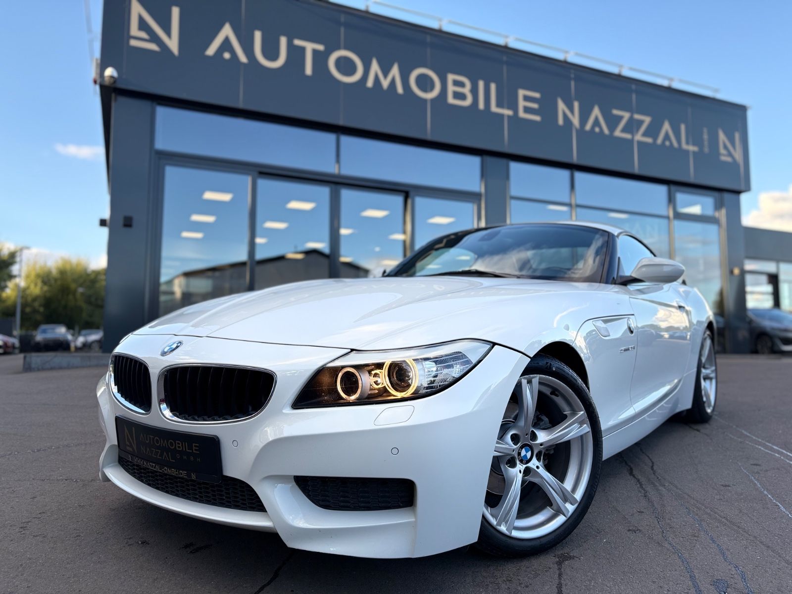 Fahrzeugabbildung BMW Z4 *M-SPORTPAKET*2.HAND*LEDER*NAVI*XENON*