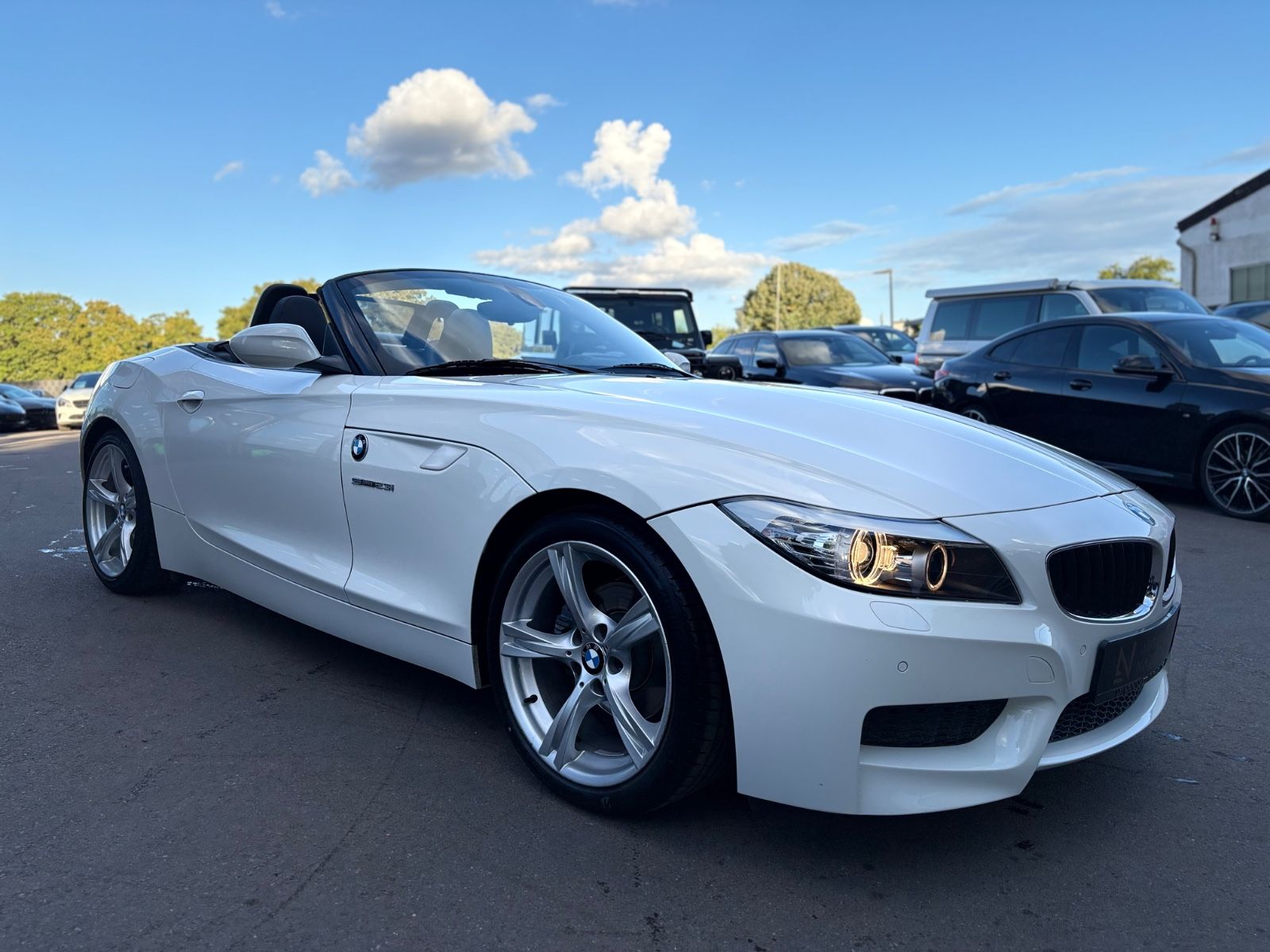 Fahrzeugabbildung BMW Z4 *M-SPORTPAKET*2.HAND*LEDER*NAVI*XENON*