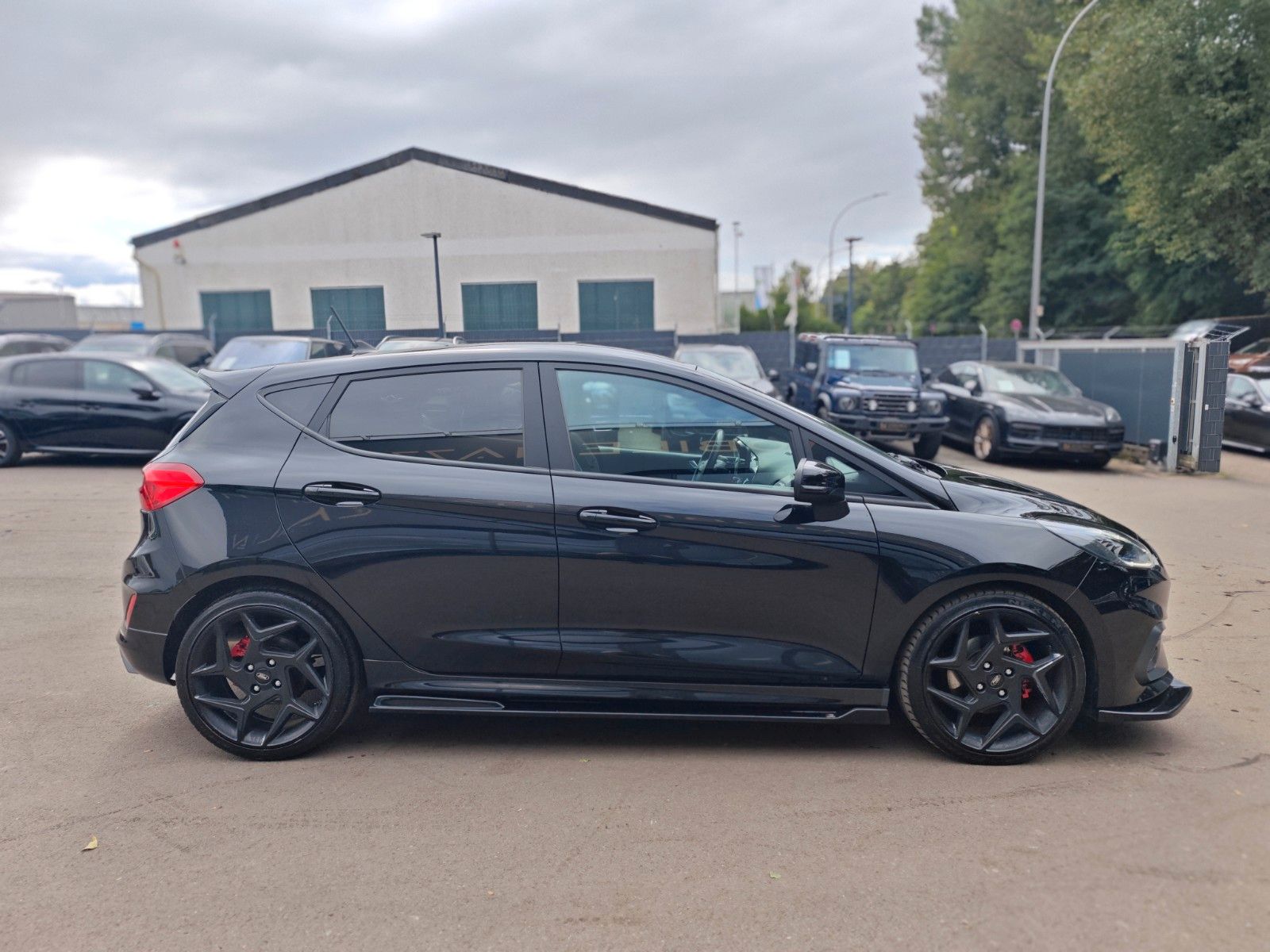 Fahrzeugabbildung Ford FIESTA ST *PERFORMANCE*LED*RECARO*MILTEK*
