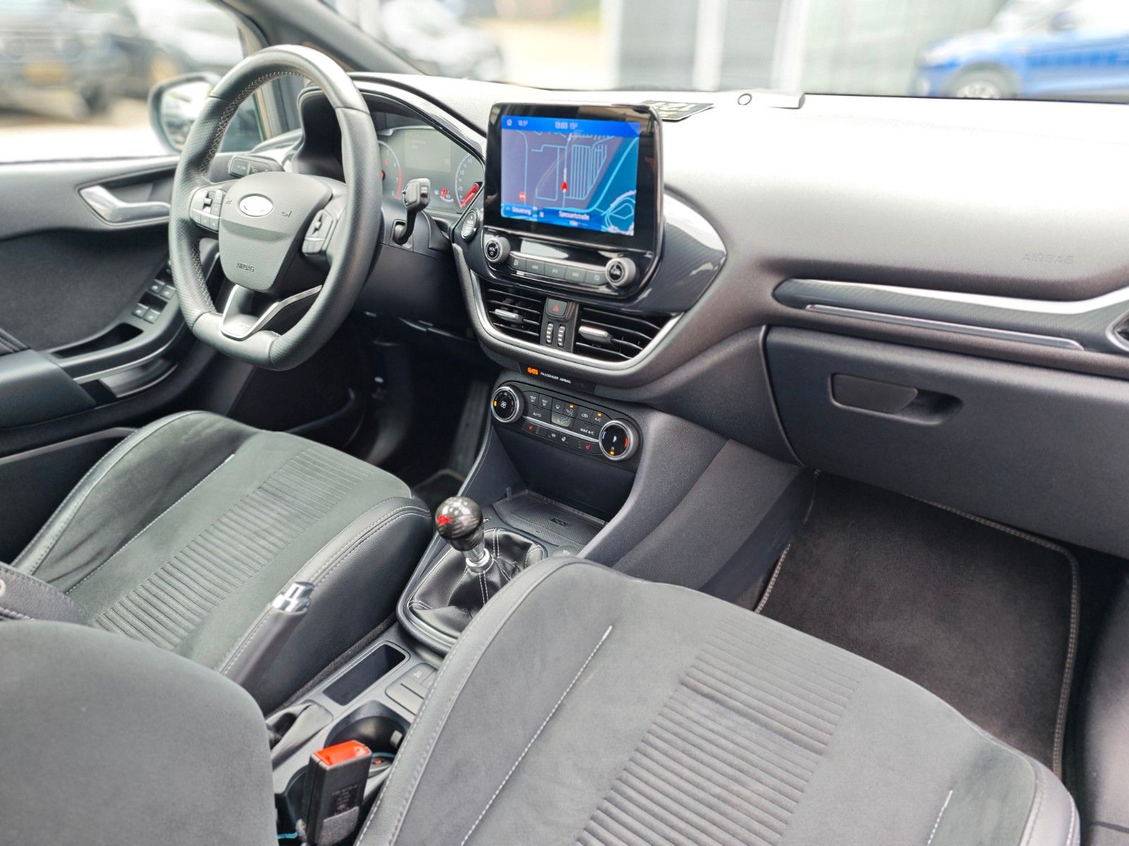 Fahrzeugabbildung Ford FIESTA ST *PERFORMANCE*LED*RECARO*MILTEK*