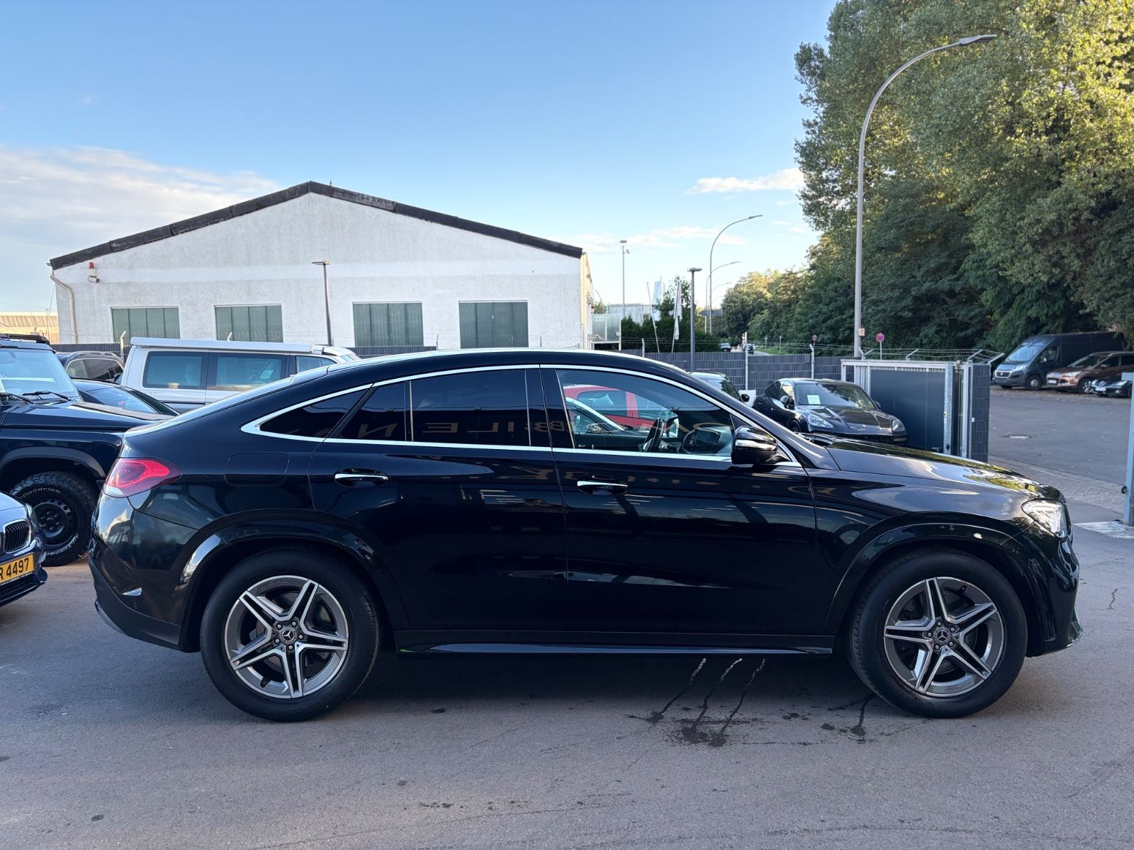 Fahrzeugabbildung Mercedes-Benz GLE350d 4M COUPE*AMG-LINE*PANORAMA*AIRMATIC*360°