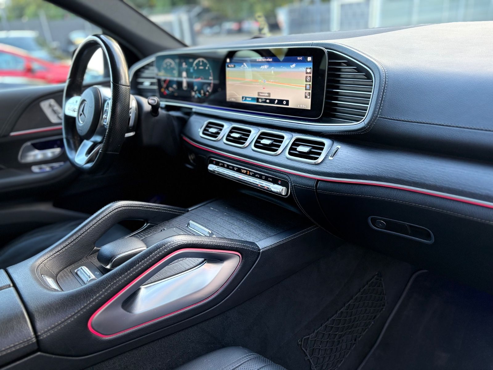 Fahrzeugabbildung Mercedes-Benz GLE350d 4M COUPE*AMG-LINE*PANORAMA*AIRMATIC*360°