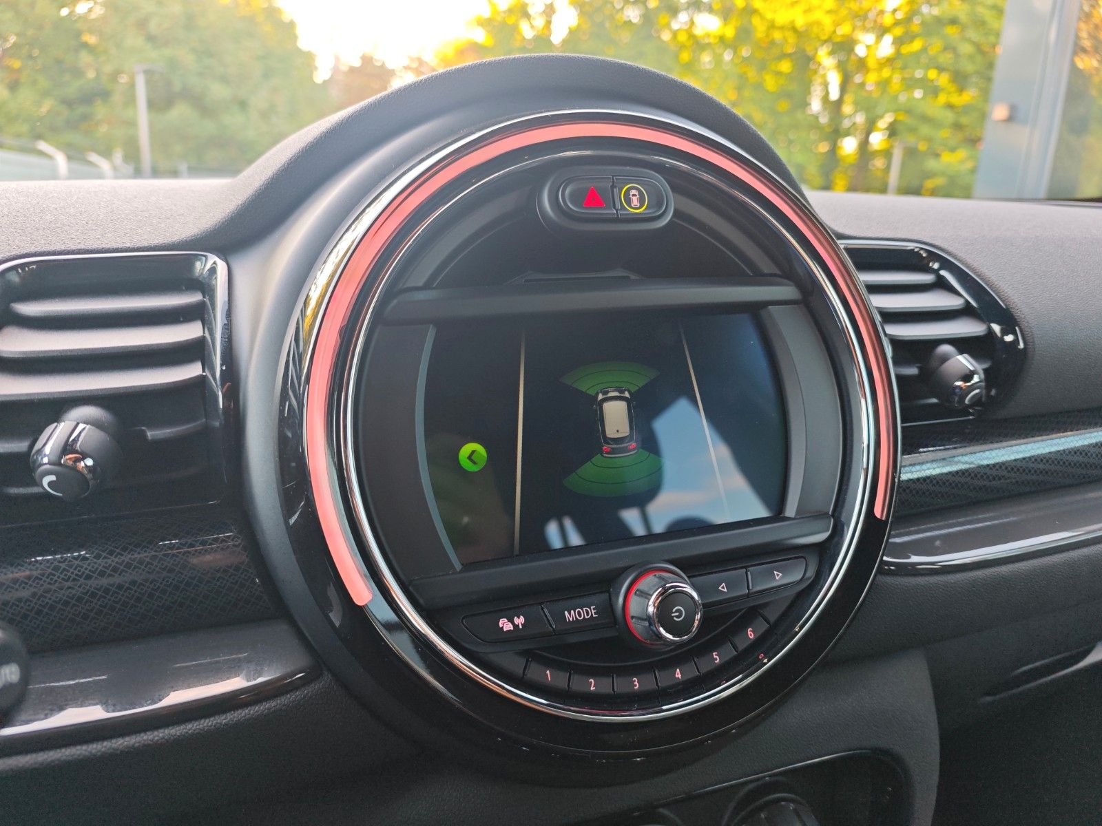 Fahrzeugabbildung MINI COOPER S CLUBMAN*AUT*VOLL-LED*PDC*SHZ*GREY