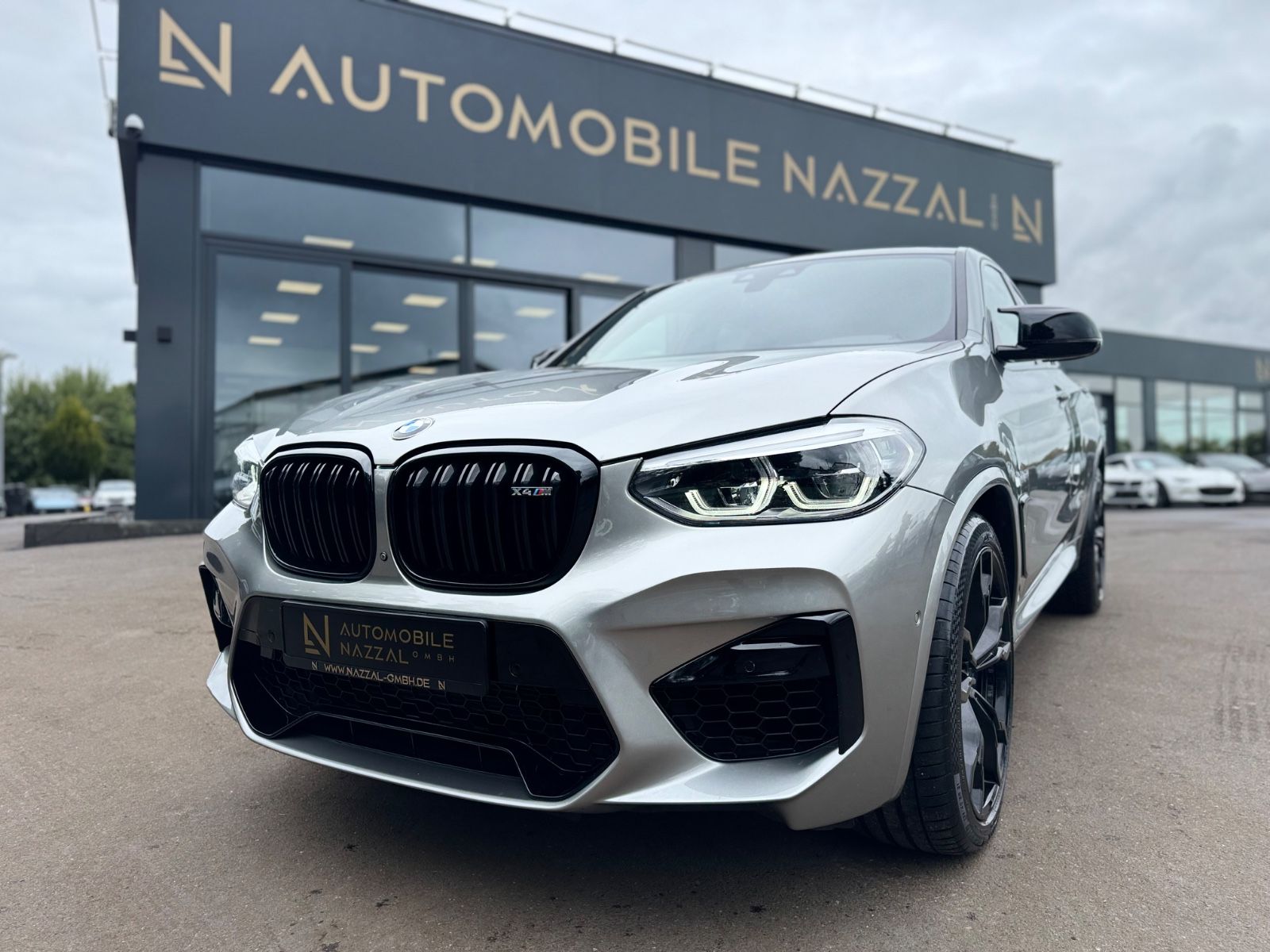 Fahrzeugabbildung BMW X4M COMPETITION*CARBON*360°*21.Z*HEAD-UP*