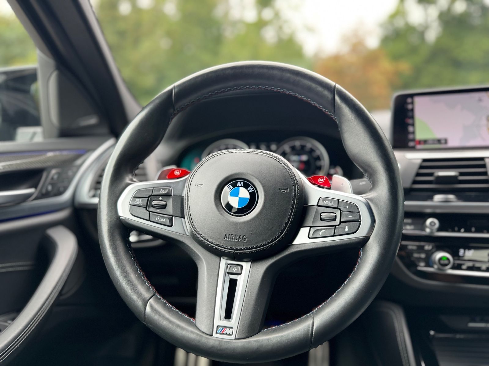 Fahrzeugabbildung BMW X4M COMPETITION*CARBON*360°*21.Z*HEAD-UP*