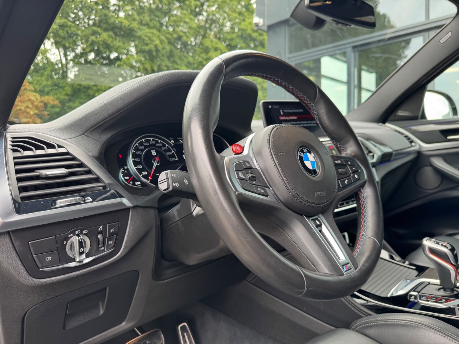Fahrzeugabbildung BMW X4M COMPETITION*CARBON*360°*21.Z*HEAD-UP*