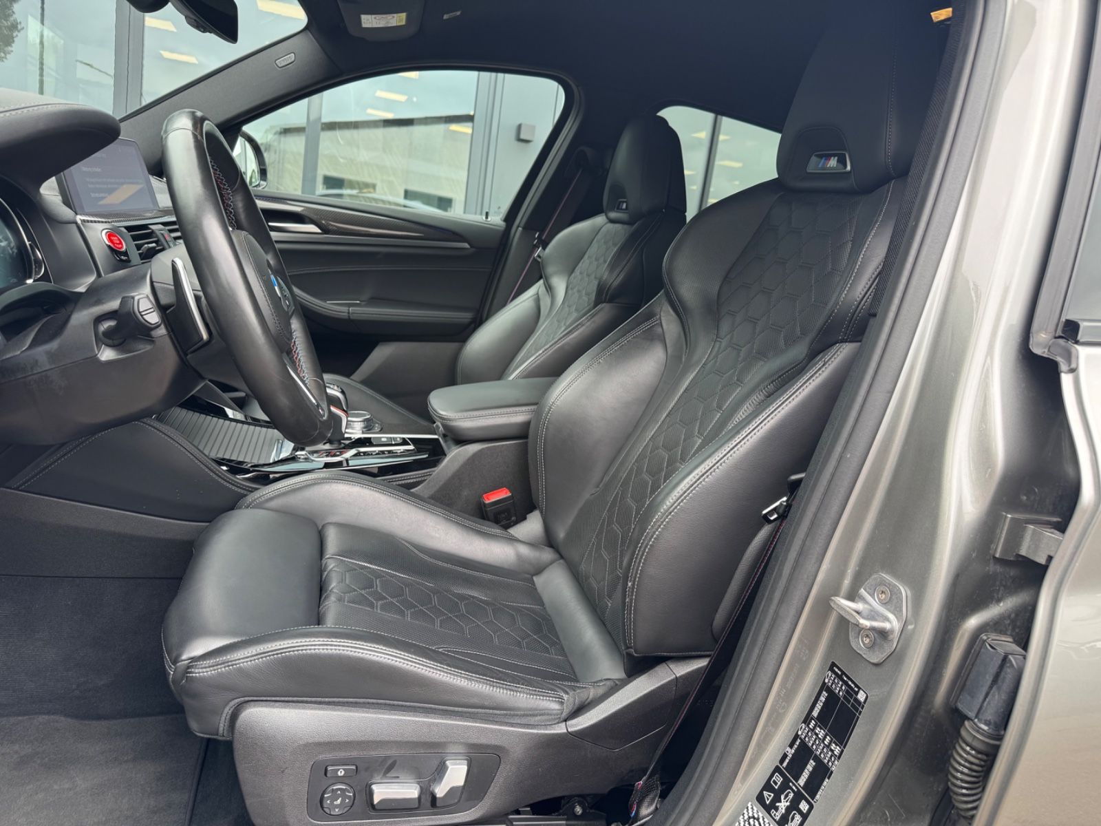 Fahrzeugabbildung BMW X4M COMPETITION*CARBON*360°*21.Z*HEAD-UP*