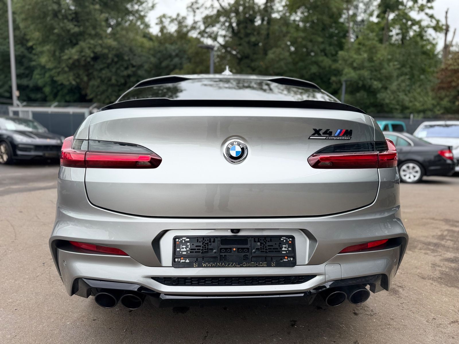 Fahrzeugabbildung BMW X4M COMPETITION*CARBON*360°*21.Z*HEAD-UP*