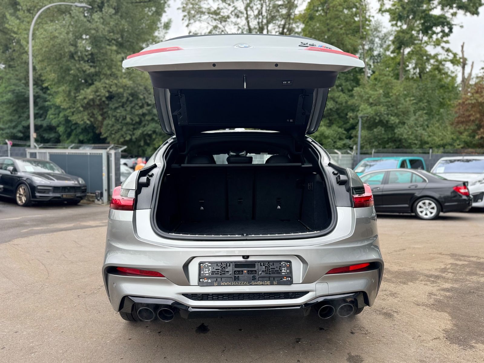Fahrzeugabbildung BMW X4M COMPETITION*CARBON*360°*21.Z*HEAD-UP*